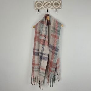 Anthropology chunky oversized cozy plaid knit scarf